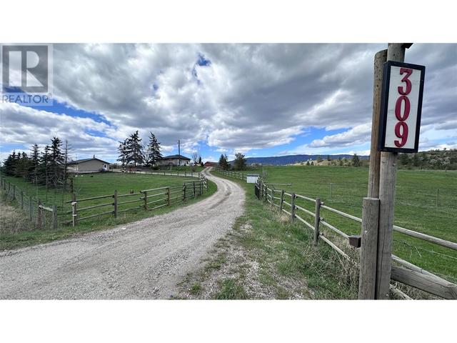 309 Hwy 97a Highway, House detached with 5 bedrooms, 2 bathrooms and 4 parking in Spallumcheen BC | Image 50