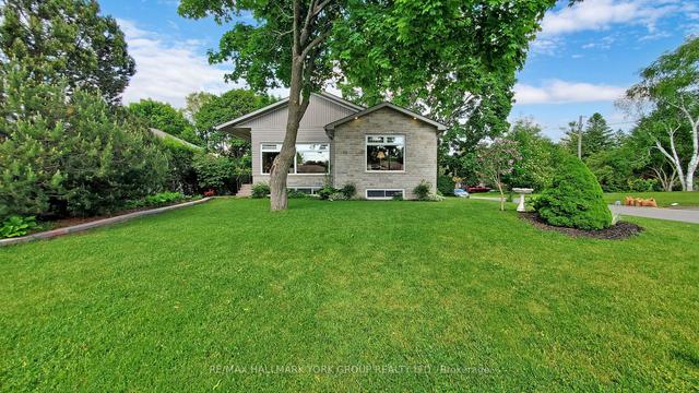 15 Webster Dr, House detached with 3 bedrooms, 2 bathrooms and 5 parking in Aurora ON | Image 20
