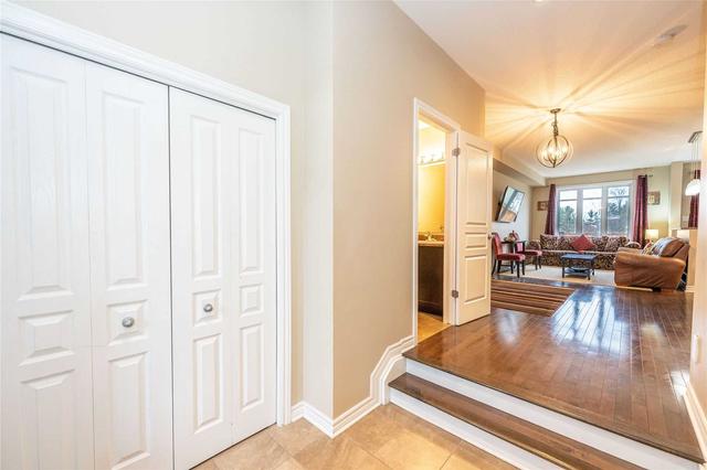 826 Fletcher Circ, House attached with 3 bedrooms, 3 bathrooms and 3 parking in Ottawa ON | Image 26
