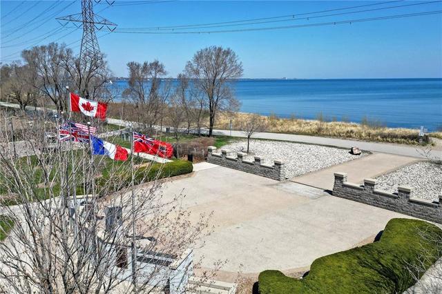 1056 Beach Boulevard, House detached with 5 bedrooms, 3 bathrooms and 7 parking in Hamilton ON | Image 46