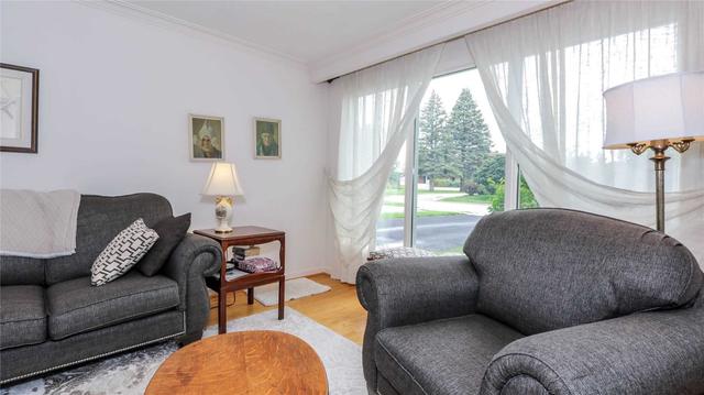 177 Steel St, House detached with 3 bedrooms, 2 bathrooms and 3 parking in Barrie ON | Image 6