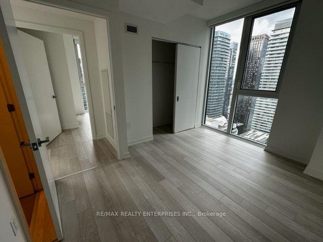 3003 - 357 King St W, Condo with 2 bedrooms, 2 bathrooms and 0 parking in Toronto ON | Image 25