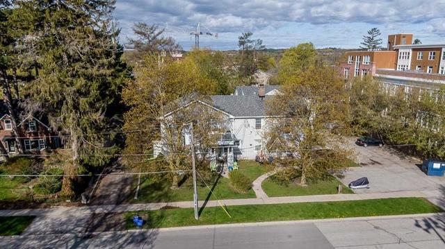 68-74 Wells St, House detached with 9 bedrooms, 12 bathrooms and 12 parking in Aurora ON | Image 7