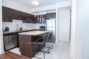 809 - 2900 Highway 7 Rd, Condo with 2 bedrooms, 2 bathrooms and 1 parking in Vaughan ON | Image 5