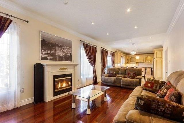 69 Westacott Cres, House detached with 5 bedrooms, 4 bathrooms and 4 parking in Ajax ON | Image 10