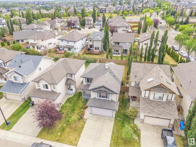 1607 Hodgson Co Nw, House detached with 4 bedrooms, 3 bathrooms and 4 parking in Edmonton AB | Card Image