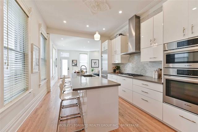 99 Willcocks St, House semidetached with 5 bedrooms, 5 bathrooms and 2 parking in Toronto ON | Image 40