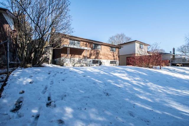 406 Dianne Dr, House detached with 3 bedrooms, 2 bathrooms and 4 parking in Oshawa ON | Image 21