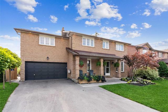 42 Cotswold Crt, House detached with 4 bedrooms, 3 bathrooms and 6 parking in Halton Hills ON | Image 1
