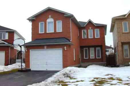 7 Barker Crt, House attached with 3 bedrooms, 3 bathrooms and 2 parking in Clarington ON | Image 1