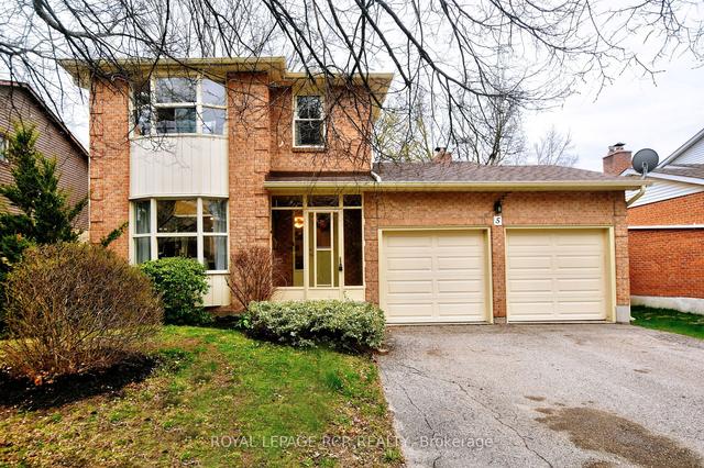 5 Odin Cres, House detached with 3 bedrooms, 3 bathrooms and 2 parking in Aurora ON | Image 1