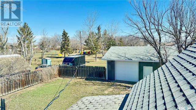 450 Macdonald Avenue, House detached with 3 bedrooms, 2 bathrooms and null parking in Craik SK | Image 39