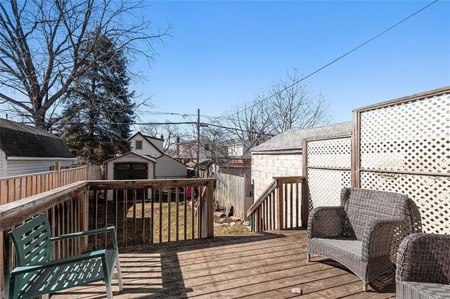 122 Province Street S, House detached with 3 bedrooms, 1 bathrooms and 1 parking in Hamilton ON | Image 28