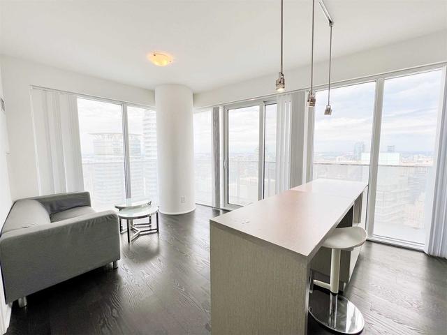 6302 - 100 Harbour St, Condo with 2 bedrooms, 2 bathrooms and 1 parking in Toronto ON | Image 18