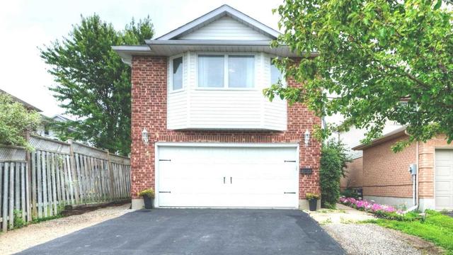 4 Mallard Crt, House detached with 4 bedrooms, 3 bathrooms and 3 parking in Guelph ON | Image 1