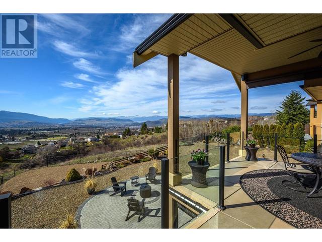 1012 Foothills Court, House detached with 5 bedrooms, 4 bathrooms and 5 parking in Vernon BC | Image 14
