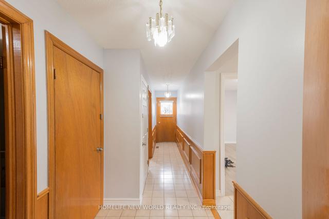 1 Arthur Griffith Dr, House semidetached with 5 bedrooms, 3 bathrooms and 3 parking in Toronto ON | Image 3