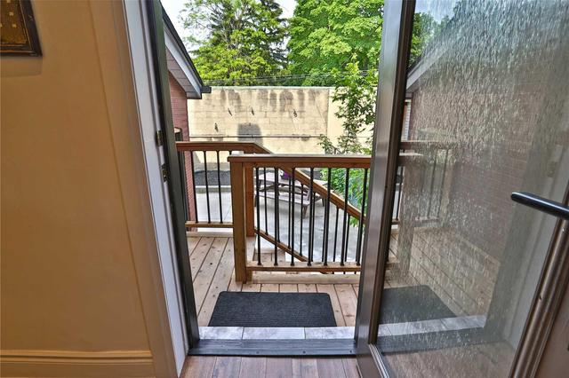 233 Mcroberts Ave, House semidetached with 3 bedrooms, 3 bathrooms and 1 parking in Toronto ON | Image 7
