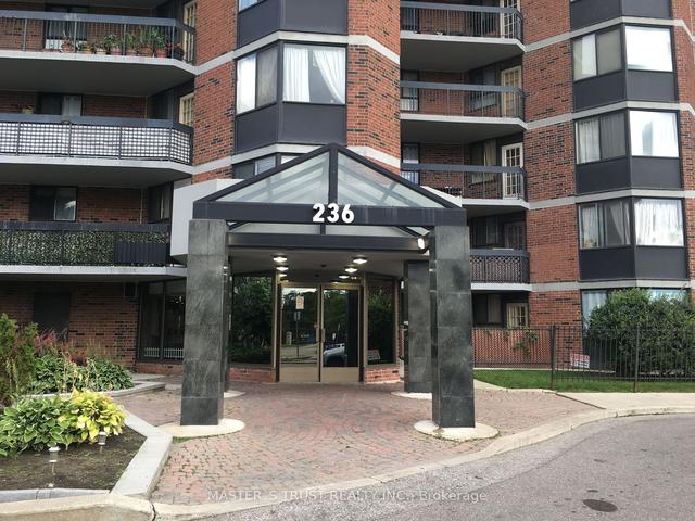 903 - 236 Albion Rd, Condo with 3 bedrooms, 2 bathrooms and 1 parking in Toronto ON | Image 12