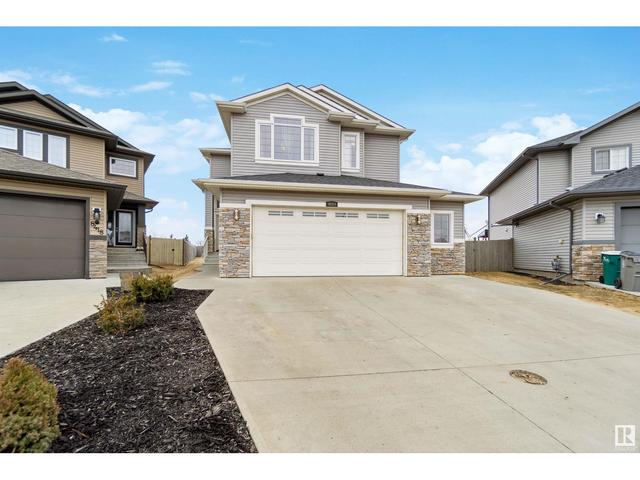 9614 85 Av, House detached with 4 bedrooms, 3 bathrooms and null parking in Morinville AB | Image 3