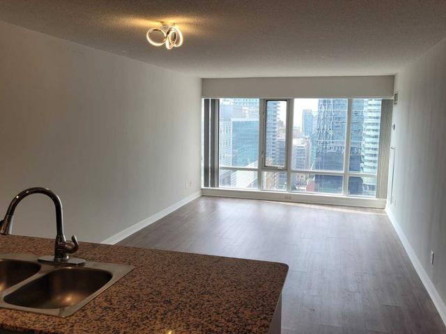 2506 - 210 Victoria St, Condo with 1 bedrooms, 1 bathrooms and 1 parking in Toronto ON | Image 20