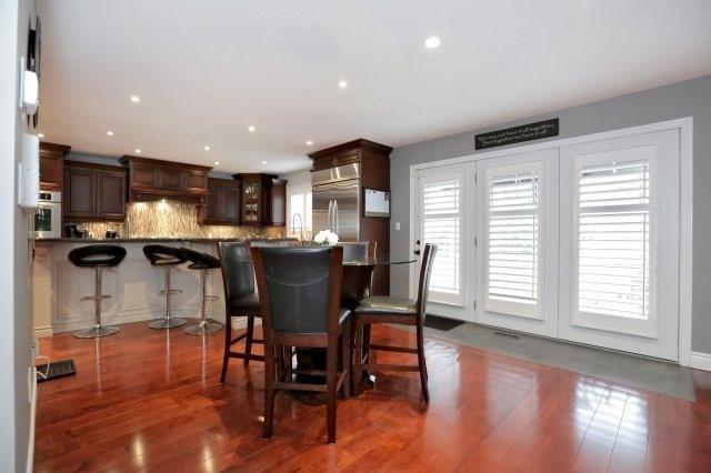 81 Shadeland Crt, House detached with 4 bedrooms, 3 bathrooms and 4 parking in Cambridge ON | Image 8