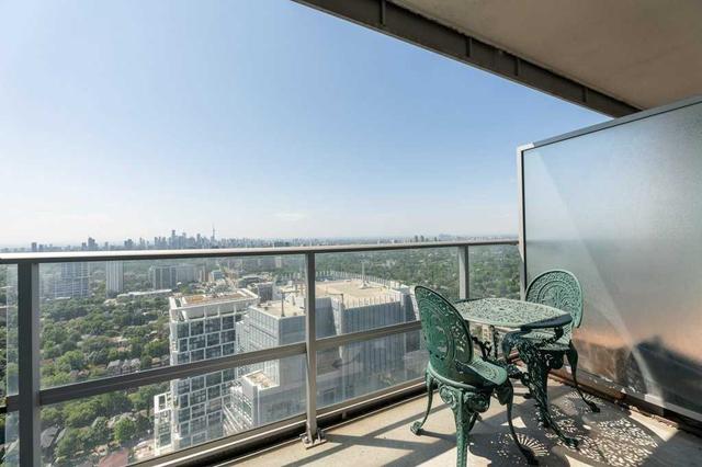 4701 - 2191 Yonge St, Condo with 2 bedrooms, 3 bathrooms and 2 parking in Toronto ON | Image 13