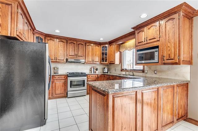 7689 Mount Carmel Boulevard, House detached with 4 bedrooms, 3 bathrooms and 6 parking in Niagara Falls ON | Image 16
