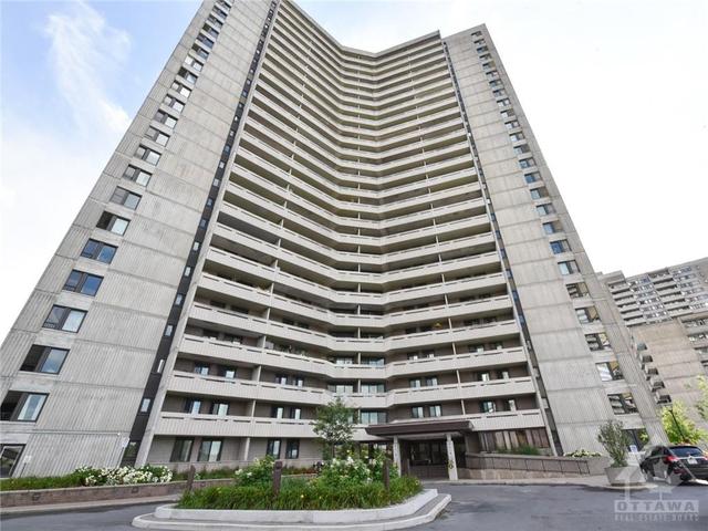 1907 - 1171 Ambleside Drive, Condo with 2 bedrooms, 1 bathrooms and 1 parking in Ottawa ON | Image 2