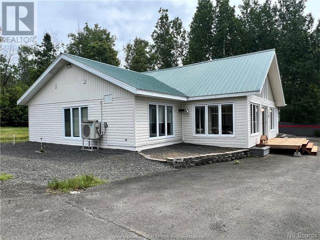 2553 Rte 130, House detached with 2 bedrooms, 1 bathrooms and null parking in Grand Falls P NB | Image 5