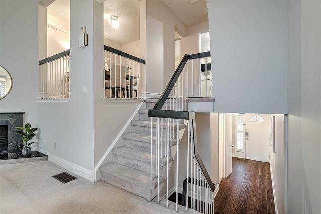 24 - 4230 Fieldgate Dr, Townhouse with 3 bedrooms, 3 bathrooms and 3 parking in Mississauga ON | Image 5
