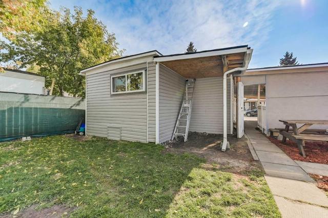 29 - 3223 83 Street Nw, Home with 3 bedrooms, 1 bathrooms and 3 parking in Calgary AB | Image 15