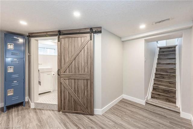 45 Allan Avenue, House detached with 4 bedrooms, 2 bathrooms and 3 parking in Guelph ON | Image 22