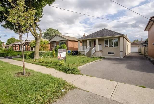 263 Codsell Ave, House detached with 3 bedrooms, 3 bathrooms and 6 parking in Toronto ON | Image 1