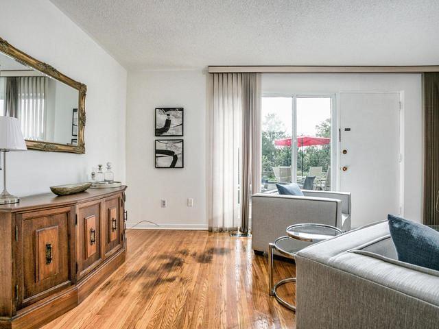 69 - 125 Shaughnessy Blvd, Townhouse with 3 bedrooms, 2 bathrooms and 1 parking in Toronto ON | Image 5