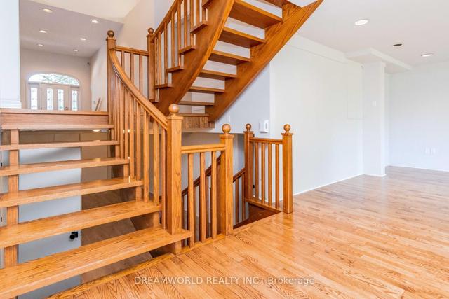 69 Bywood Dr, House detached with 4 bedrooms, 4 bathrooms and 7 parking in Toronto ON | Image 13