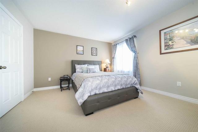 56 Stotts Cres, House detached with 4 bedrooms, 4 bathrooms and 2 parking in Markham ON | Image 14