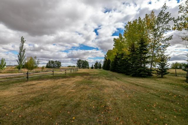 39376 Range Road 19 2, House detached with 5 bedrooms, 2 bathrooms and 10 parking in Red Deer County AB | Image 42