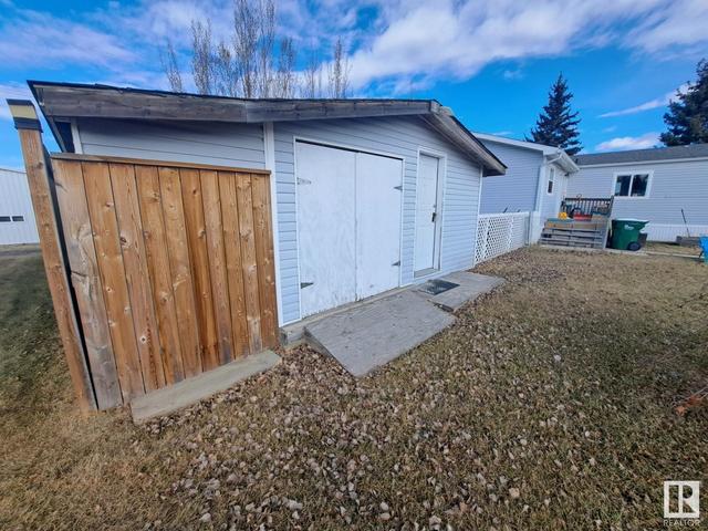 4916 50 St, House detached with 4 bedrooms, 1 bathrooms and null parking in Westlock County AB | Image 31