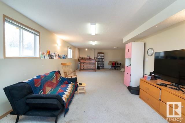 5116 58 Av, House detached with 5 bedrooms, 2 bathrooms and null parking in Tofield AB | Image 29