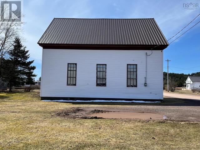 8208 Highway 209, House detached with 1 bedrooms, 0 bathrooms and null parking in Cumberland, Subd. A NS | Image 3