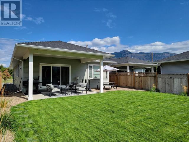 397 10th Avenue, House detached with 3 bedrooms, 2 bathrooms and 2 parking in Okanagan Similkameen G BC | Image 6