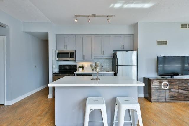1906 - 220 Victoria St, Condo with 2 bedrooms, 2 bathrooms and 1 parking in Toronto ON | Image 9