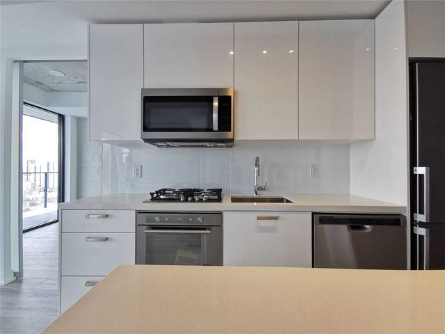 2301 - 55 Ontario St, Condo with 2 bedrooms, 2 bathrooms and 1 parking in Toronto ON | Image 2