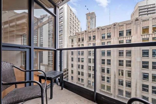 1004 - 21 Carlton St, Condo with 1 bedrooms, 1 bathrooms and 0 parking in Toronto ON | Image 8