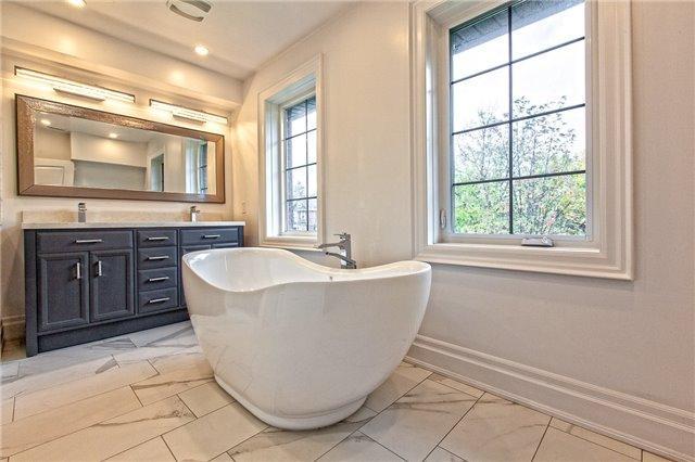 151 King St, House detached with 4 bedrooms, 5 bathrooms and 6 parking in Toronto ON | Image 11