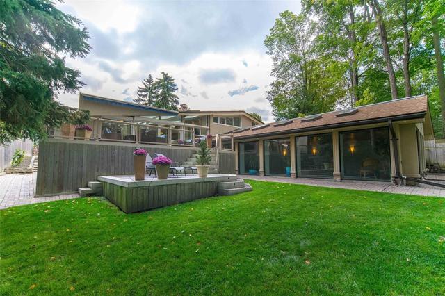 170 Brookbanks Dr, House detached with 3 bedrooms, 5 bathrooms and 6 parking in Toronto ON | Image 18