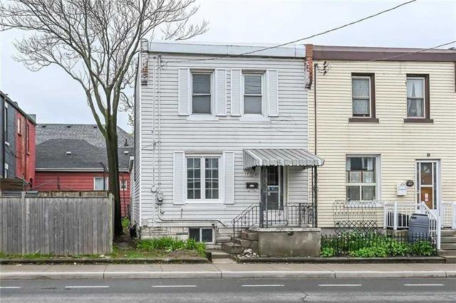 1024 Cannon St E, House attached with 3 bedrooms, 2 bathrooms and 0 parking in Hamilton ON | Image 1
