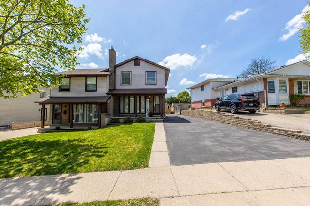 109 Northview Heights Dr, House semidetached with 3 bedrooms, 2 bathrooms and 4 parking in Cambridge ON | Image 12