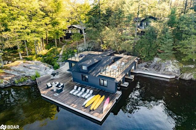 1480 Acton Island Road Road, House detached with 5 bedrooms, 3 bathrooms and 15 parking in Muskoka Lakes ON | Image 2